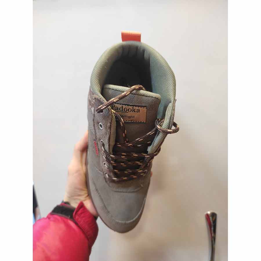 کفش کتونی مردانه ساقدار چرم طبیعی  تبریز کد 2509